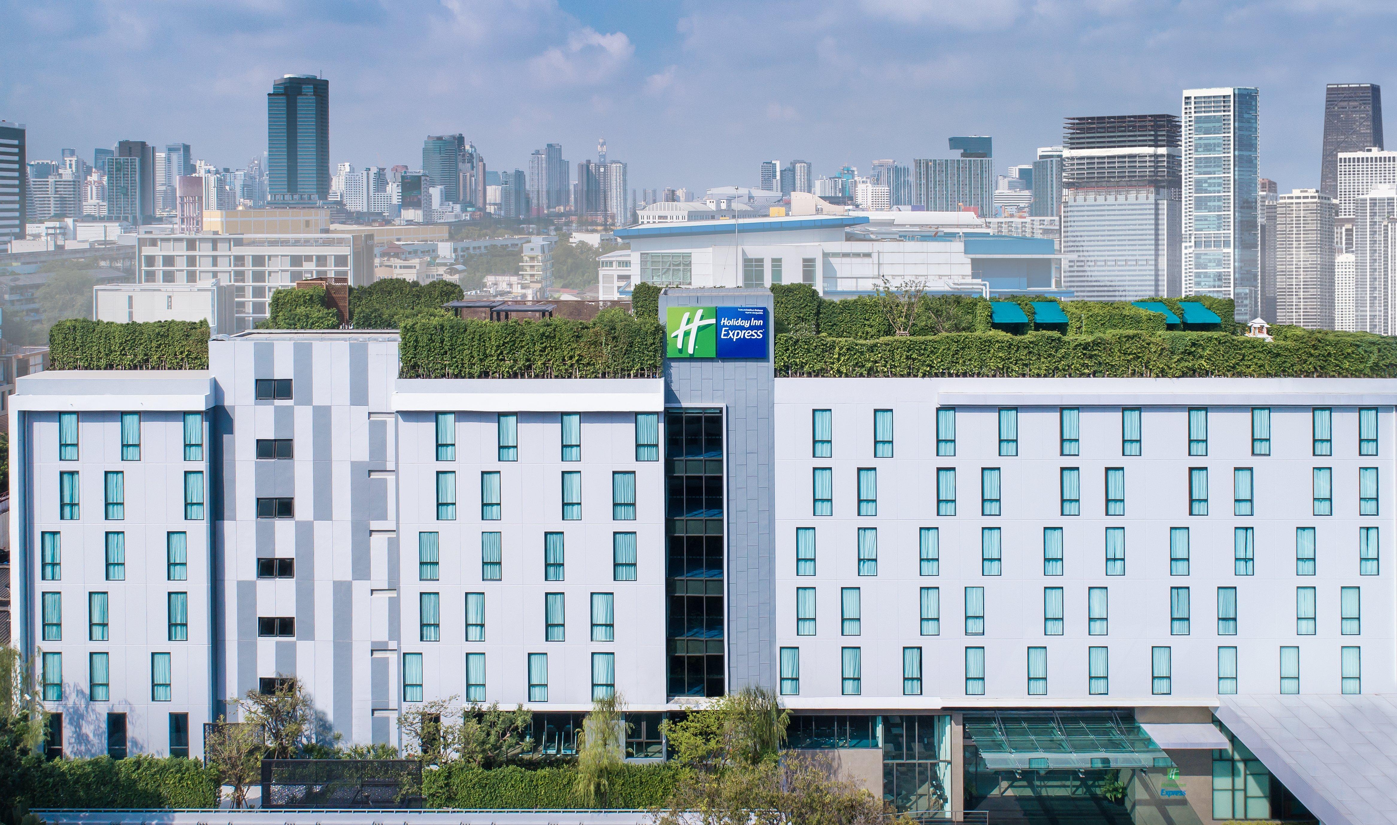 Holiday Inn Express Bangkok Soi Soonvijai By Ihg Dış mekan fotoğraf